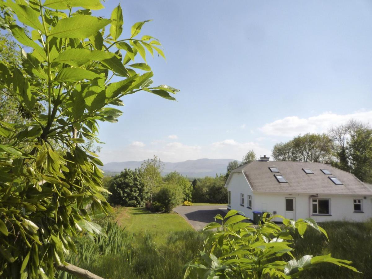 Madams Hill House Killarney By Trident Holiday Homes Buitenkant foto